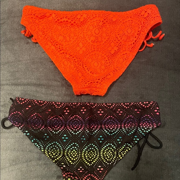 ♥️2/$15 (M) Juniors Mix & Match Bikinis - Picture 8 of 10